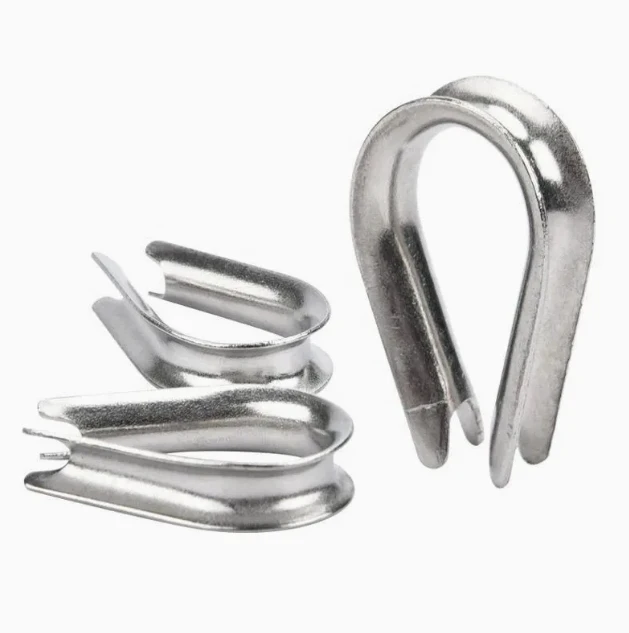 Capel Triangle Heart Ring pre Din6899